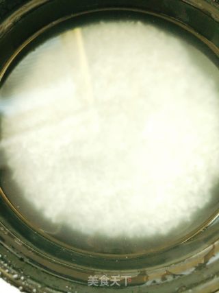 卤肉煲仔饭的做法步骤：7