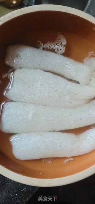 大筒子骨竹荪汤的做法步骤：5