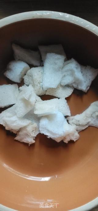 大筒子骨竹荪汤的做法步骤：6