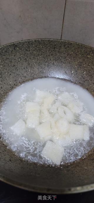 大筒子骨竹荪汤的做法步骤：7