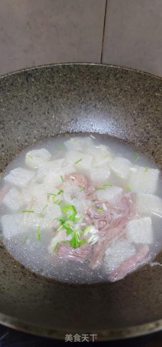 大筒子骨竹荪汤的做法步骤：10