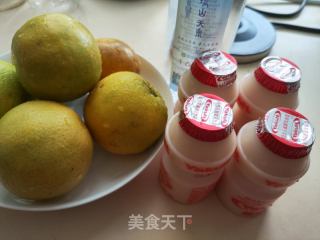鲜橙益力多的做法步骤：1