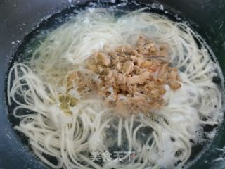 鸡蛋肉丝汤面的做法步骤：4
