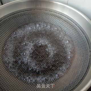 洋葱苦瓜炒蛋的做法步骤：3