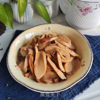 香干烧杏鲍菇的做法