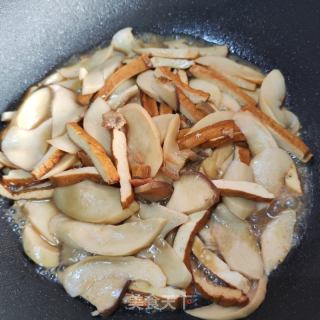 香干烧杏鲍菇的做法步骤：8