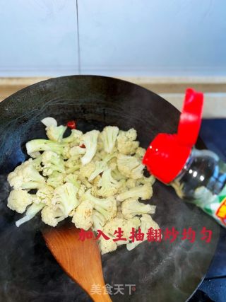 菜花炒肉片的做法步骤：9