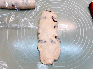 葡萄干蜂蜜裸麦土司的做法步骤：12