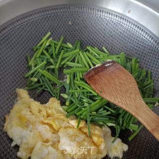 韭苔木耳炒蛋的做法步骤：8