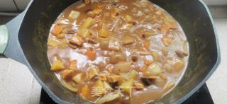 咖喱鸡肉盖浇饭????的做法步骤：9