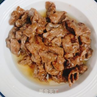芹菜炒牛肉的做法步骤：4