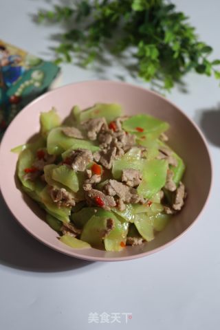 肉片炒莴笋的做法