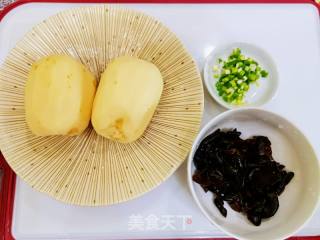 酸辣爽口脆嫩/泰式酸辣藕片的做法步骤：2