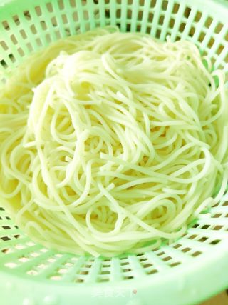 炒米粉的做法步骤：4