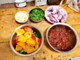 过油肉拌面的做法步骤：1
