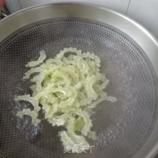 苦瓜拌鸽胸肉的做法步骤：3
