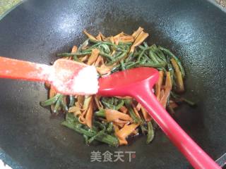 水笋烧豇豆的做法步骤：8