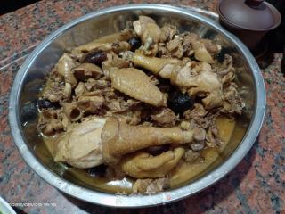 香菇焖鸡的做法