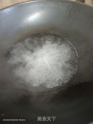 炒花甲的做法步骤：1