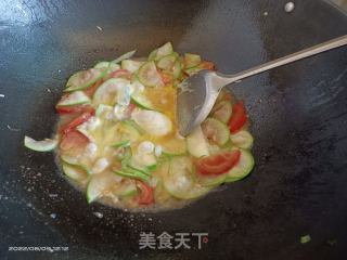 蒲瓜西红柿炒蛋的做法步骤：5