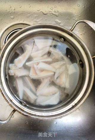 侠饭同款鸡脆骨煎饺的做法步骤：2