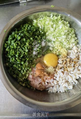 侠饭同款鸡脆骨煎饺的做法步骤：11