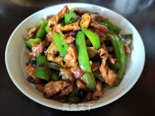 青椒炒肉片的做法步骤：8