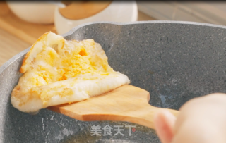 鱼头豆腐汤的做法步骤：1