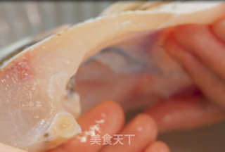 鱼头豆腐汤的做法步骤：2
