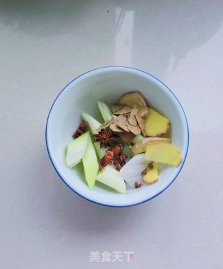 盐水猪肝的做法步骤：2