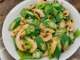 小炒秋葵口蘑的做法步骤：15