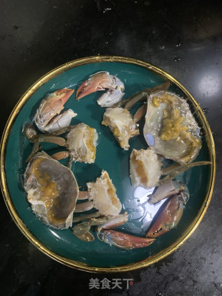 高颜值又美味嫩滑的蟹膏蒸鸡蛋的做法步骤：2