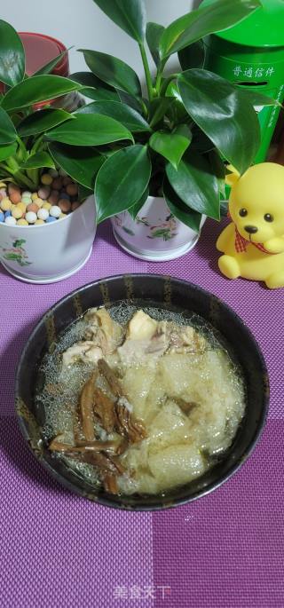 竹荪鹿茸菇煲老母鸡汤的做法步骤：10