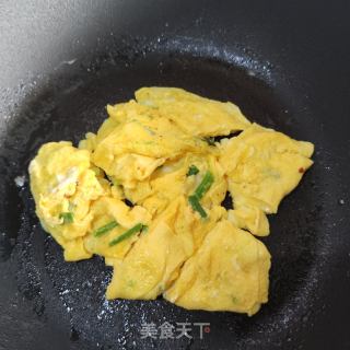 鸡蛋炒杏鲍菇的做法步骤：4