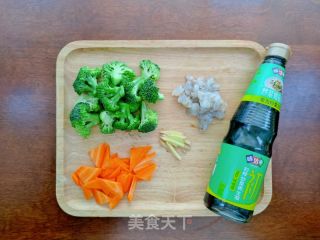 西兰花炒虾仁的做法步骤：2