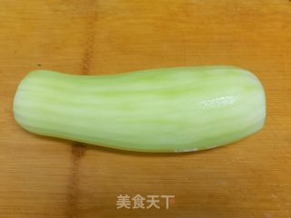 清炒蒲瓜的做法步骤：2