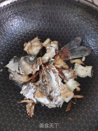 皮蛋鲈鱼粥的做法步骤：4
