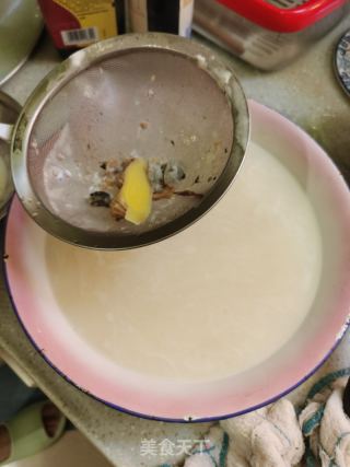 皮蛋鲈鱼粥的做法步骤：5