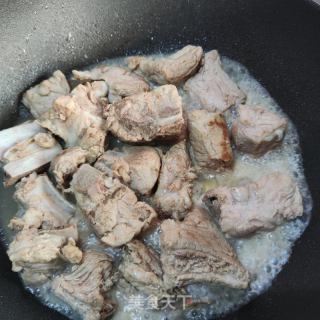 酱香排骨的做法步骤：4