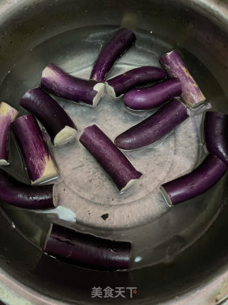 蒜泥茄子的做法步骤：3