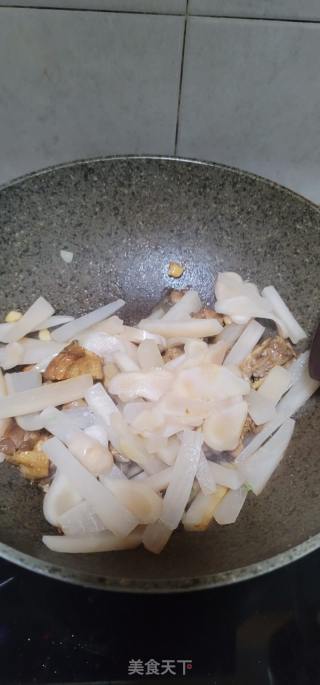 泡子姜烧鸭子的做法步骤：5