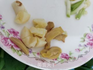 酸豆角炒肉的做法步骤：3