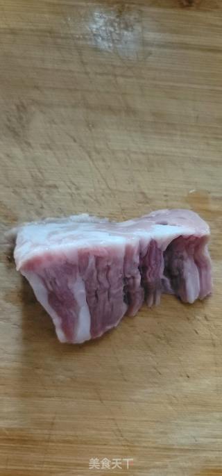 雪花牛肉炒意面的做法步骤：2