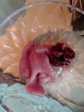 黄瓜滑肉汤的做法步骤：2