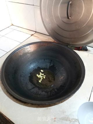 番茄牛腩的做法步骤：4