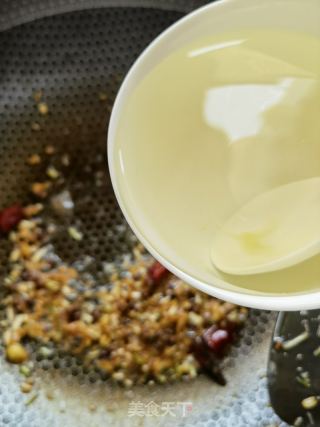 鸭血豆腐煲的做法步骤：6