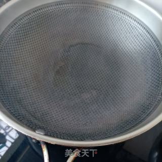 白萝卜虾皮汤的做法步骤：3