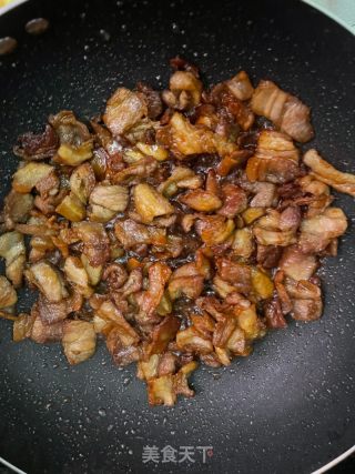 京葱炒五花肉的做法步骤：5