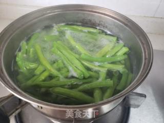 姜汁豇豆的做法步骤：5