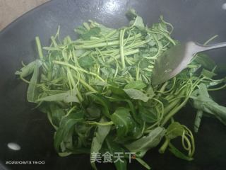 炒空心菜的做法步骤：3